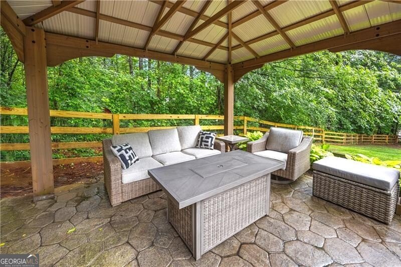 203 Pink Marble Drive Ball Ground - 29