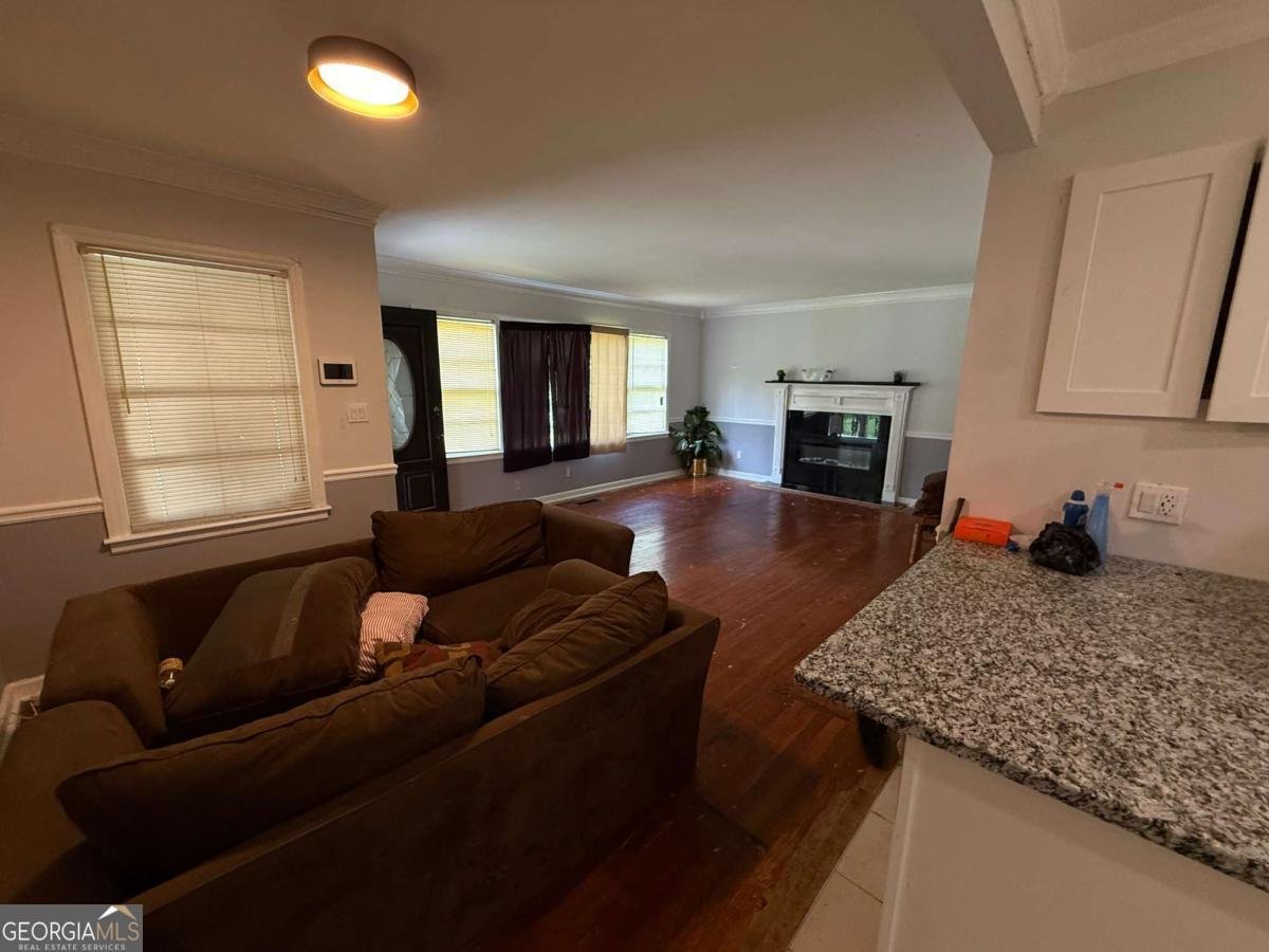 186 Lake Drive Atlanta - 5