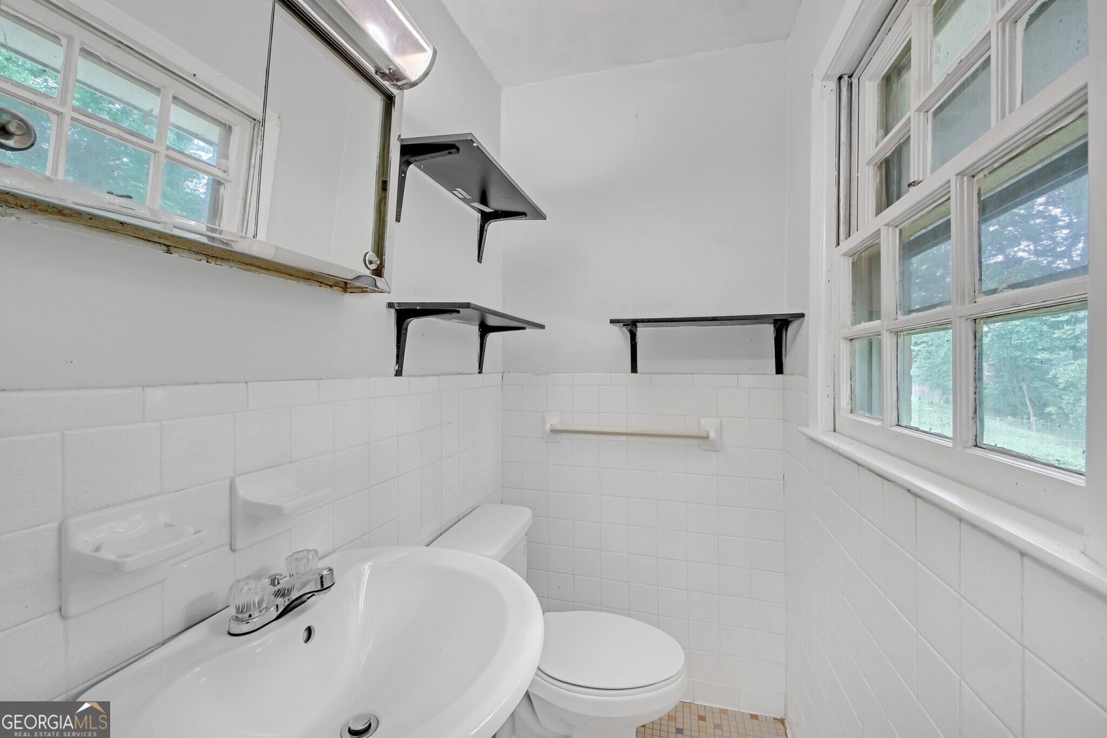 2468 Dresden Drive Atlanta - 23