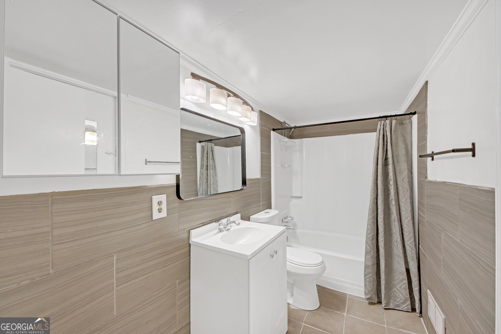 2468 Dresden Drive Atlanta - 24