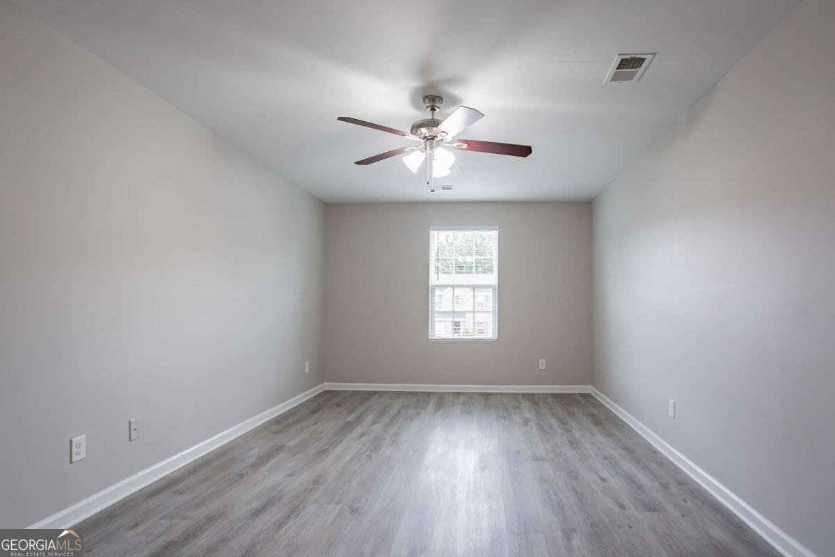 12039 Quail Drive Hampton - 21
