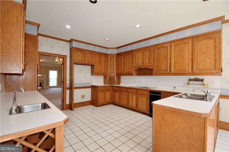 830 CRAMAC Drive Lawrenceville - 11