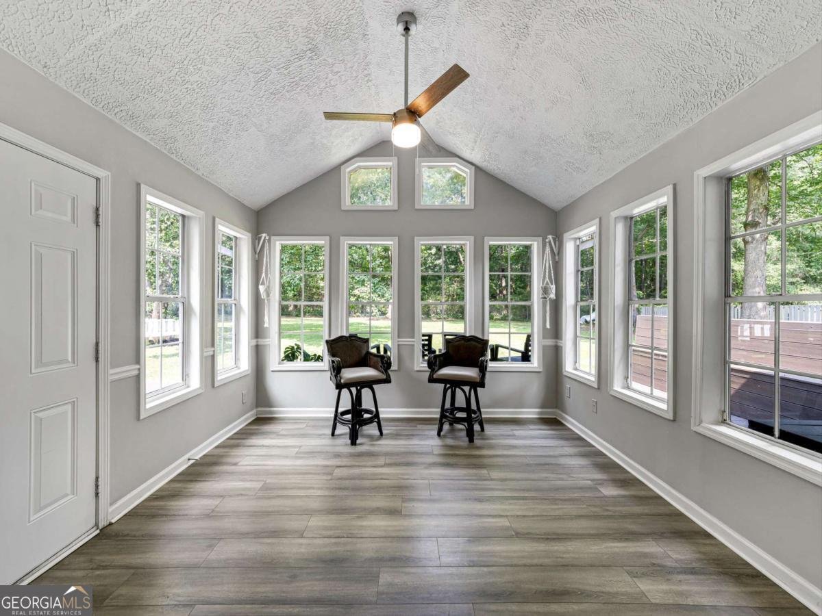 30 Court Ellenwood - 11