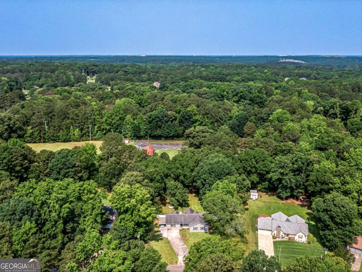 30 Court Ellenwood - 35
