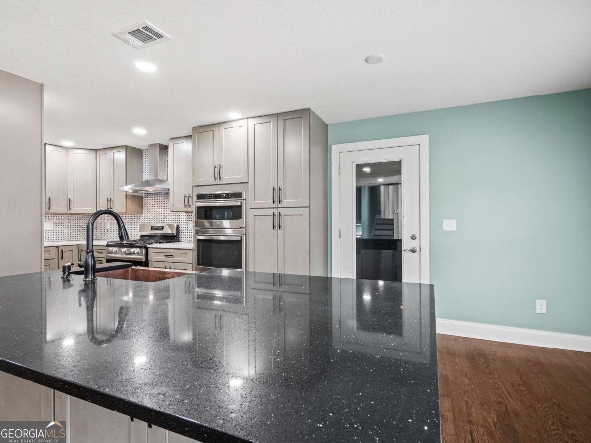 5209 Byers Road Gainesville - 14