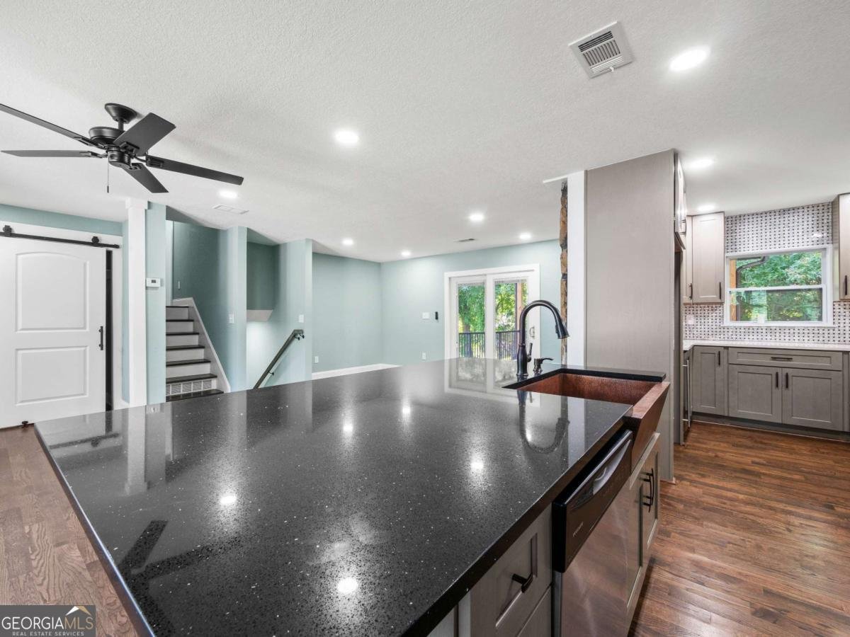 5209 Byers Road Gainesville - 15