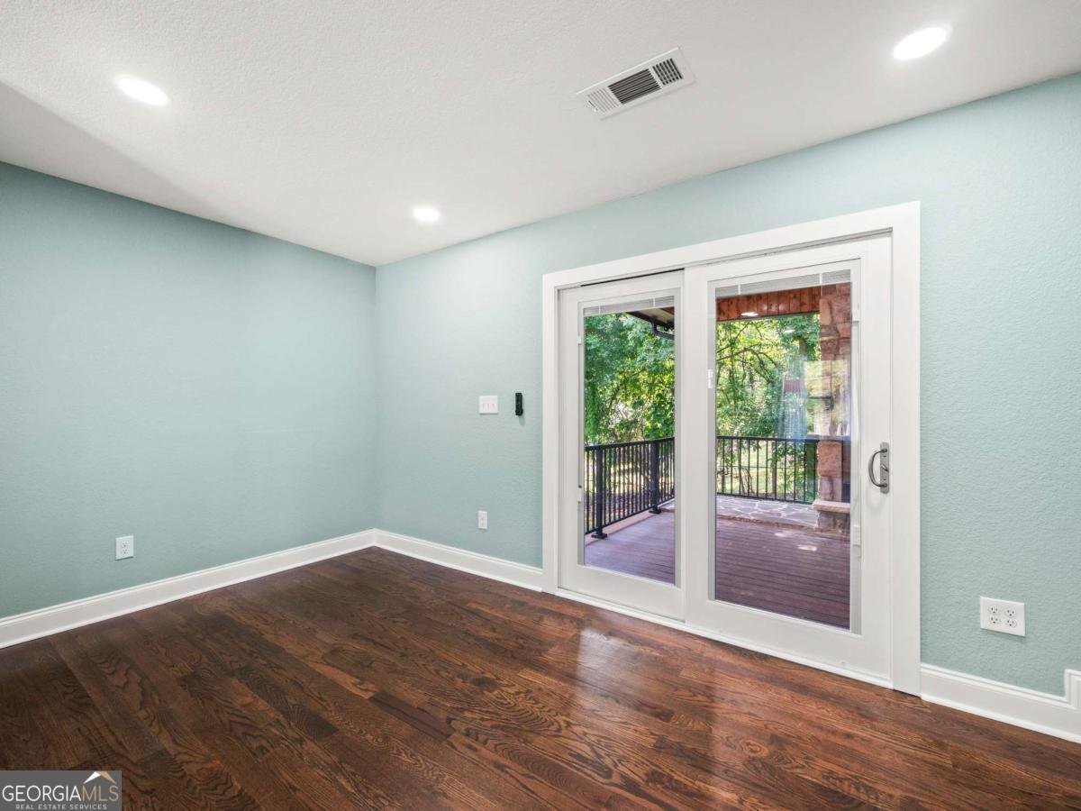 5209 Byers Road Gainesville - 17