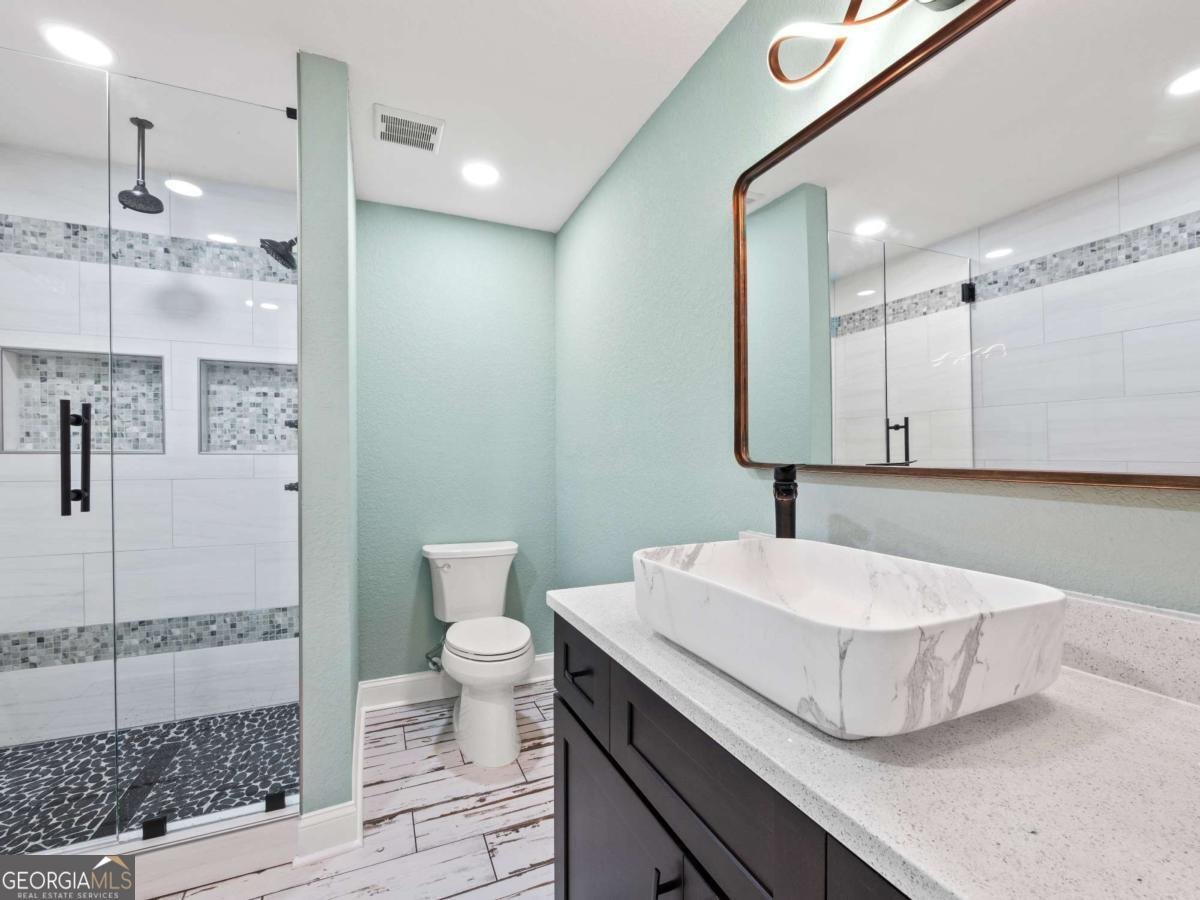 5209 Byers Road Gainesville - 23