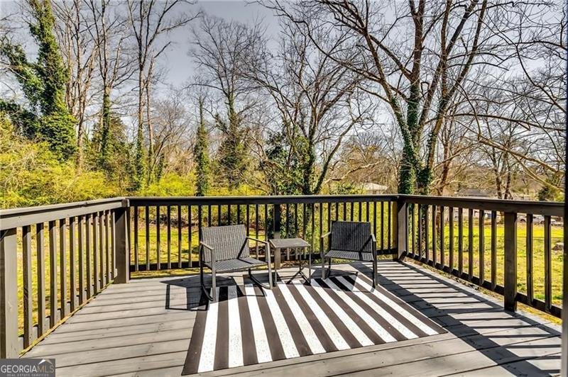 236 Barfield Avenue Atlanta - 29