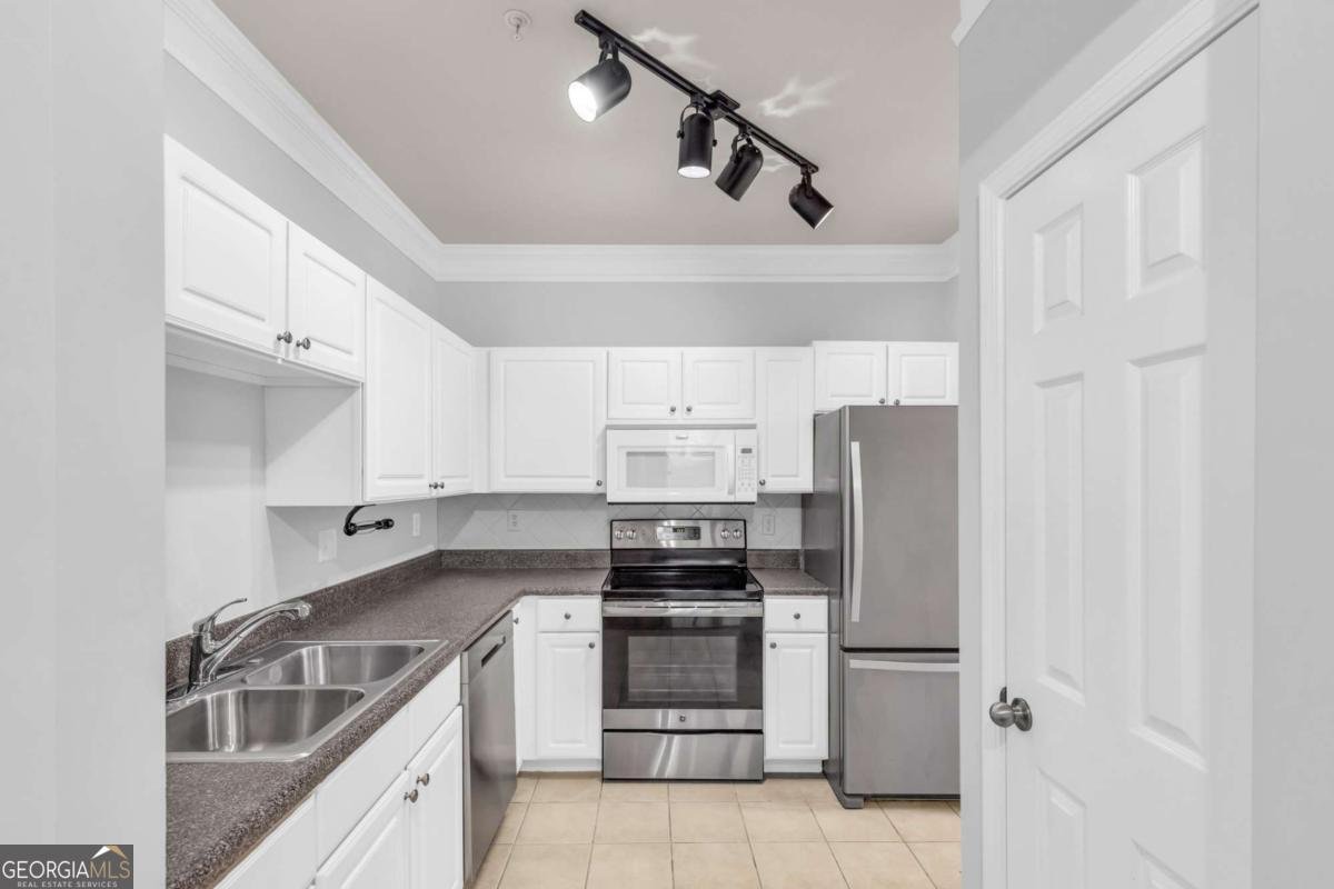 1850 Cotillion Drive Atlanta - 6