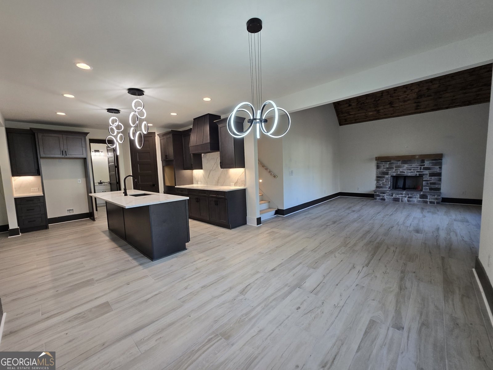 2043 Fischer Road Sharpsburg - 21