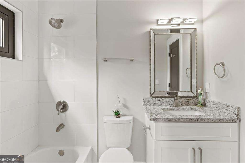 1521 Sylvan Road Atlanta - 28