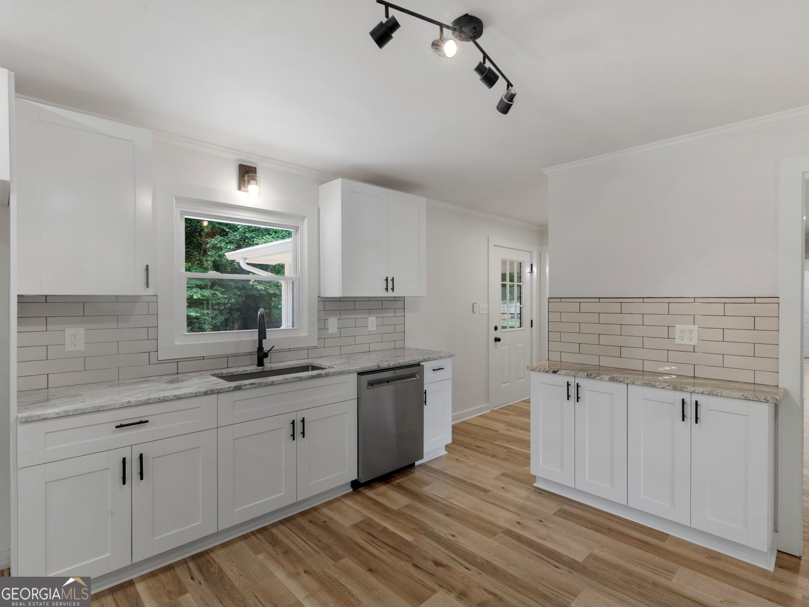 90 Country Roads Circle Stockbridge - 13