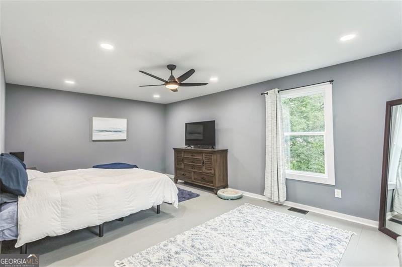 447 PIEDMONT Road Gainesville - 16