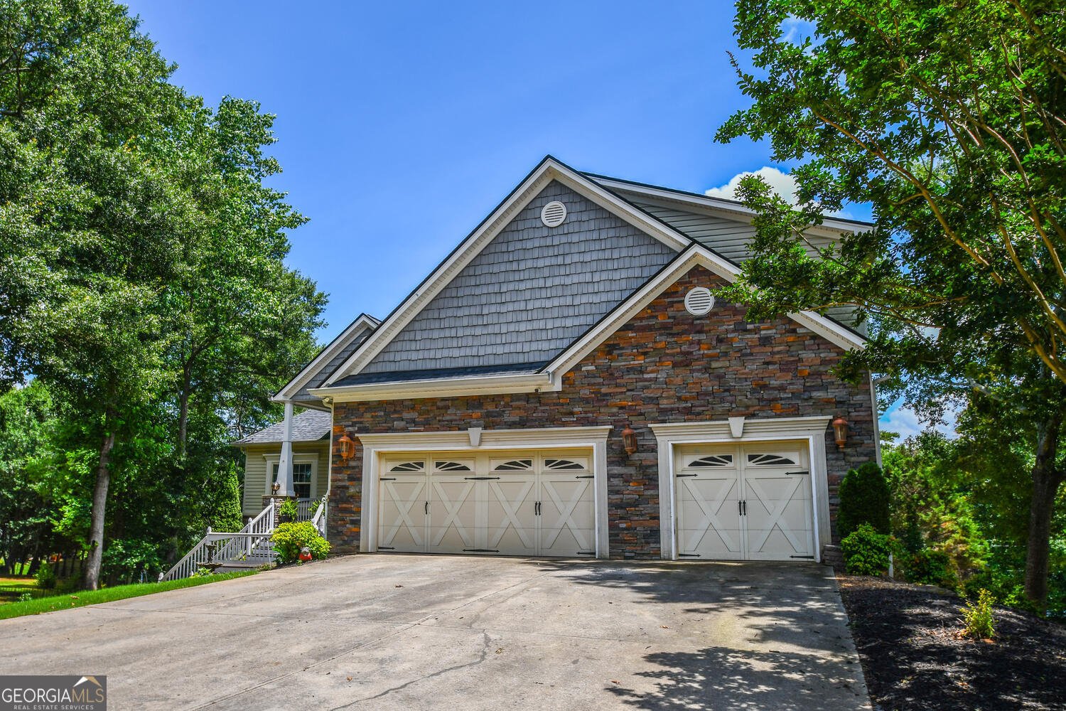 4742 4742 Thunder River Drive Gainesville - 20