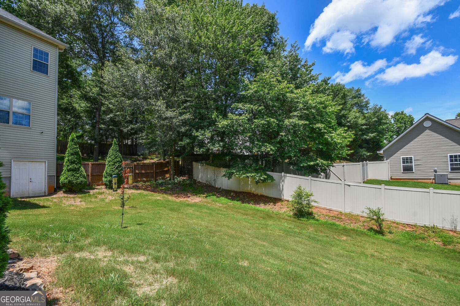 4742 4742 Thunder River Drive Gainesville - 23