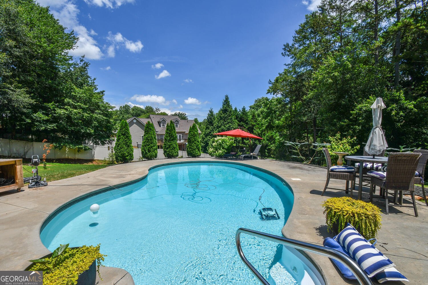 4742 4742 Thunder River Drive Gainesville - 28