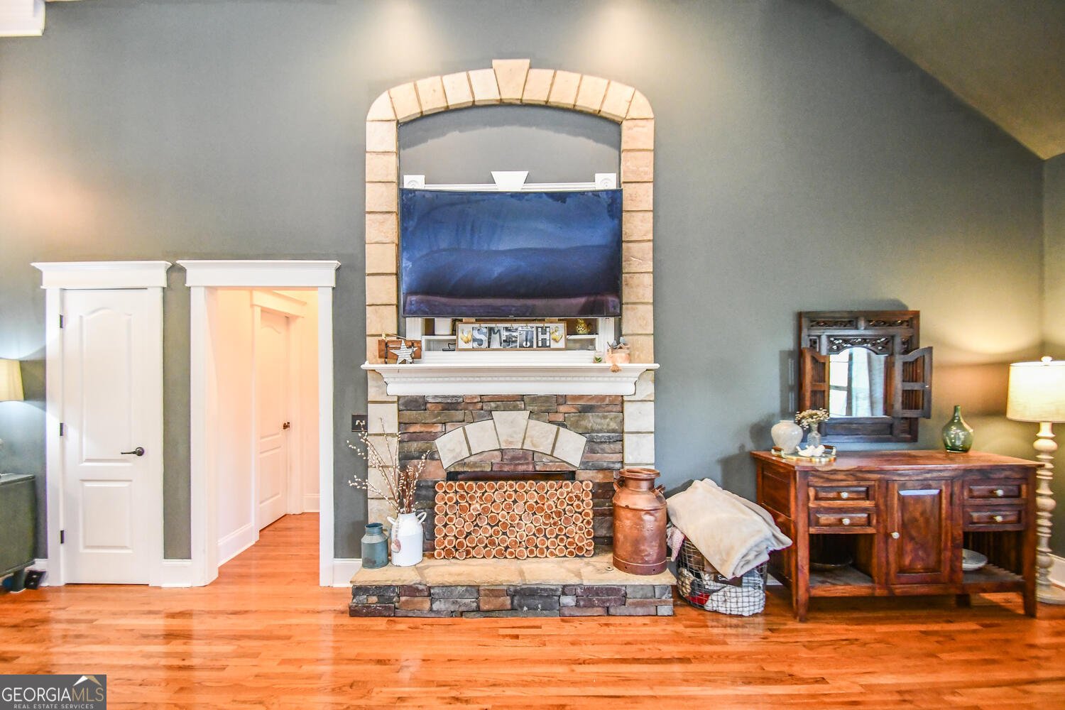 4742 4742 Thunder River Drive Gainesville - 4