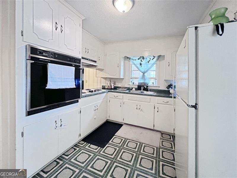 464 CHURCH Street Royston - 5
