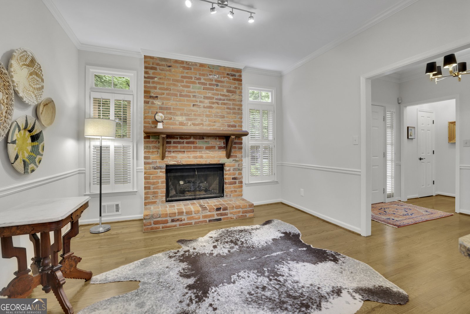 305 River Glen Drive Roswell - 8