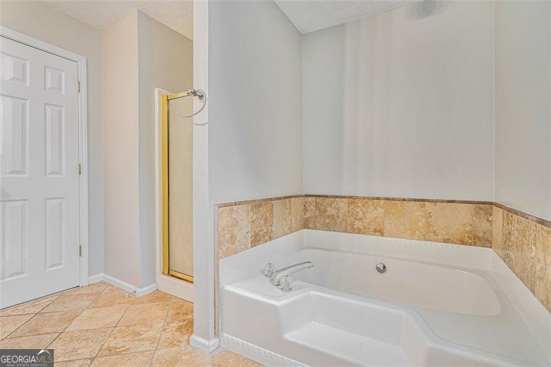 4400 OLD ALLGOOD Circle Stone Mountain - 16