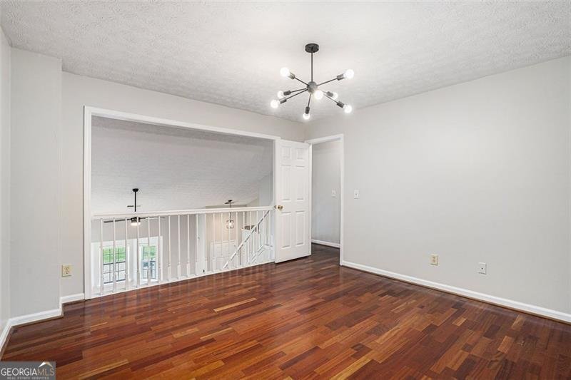 4400 OLD ALLGOOD Circle Stone Mountain - 18