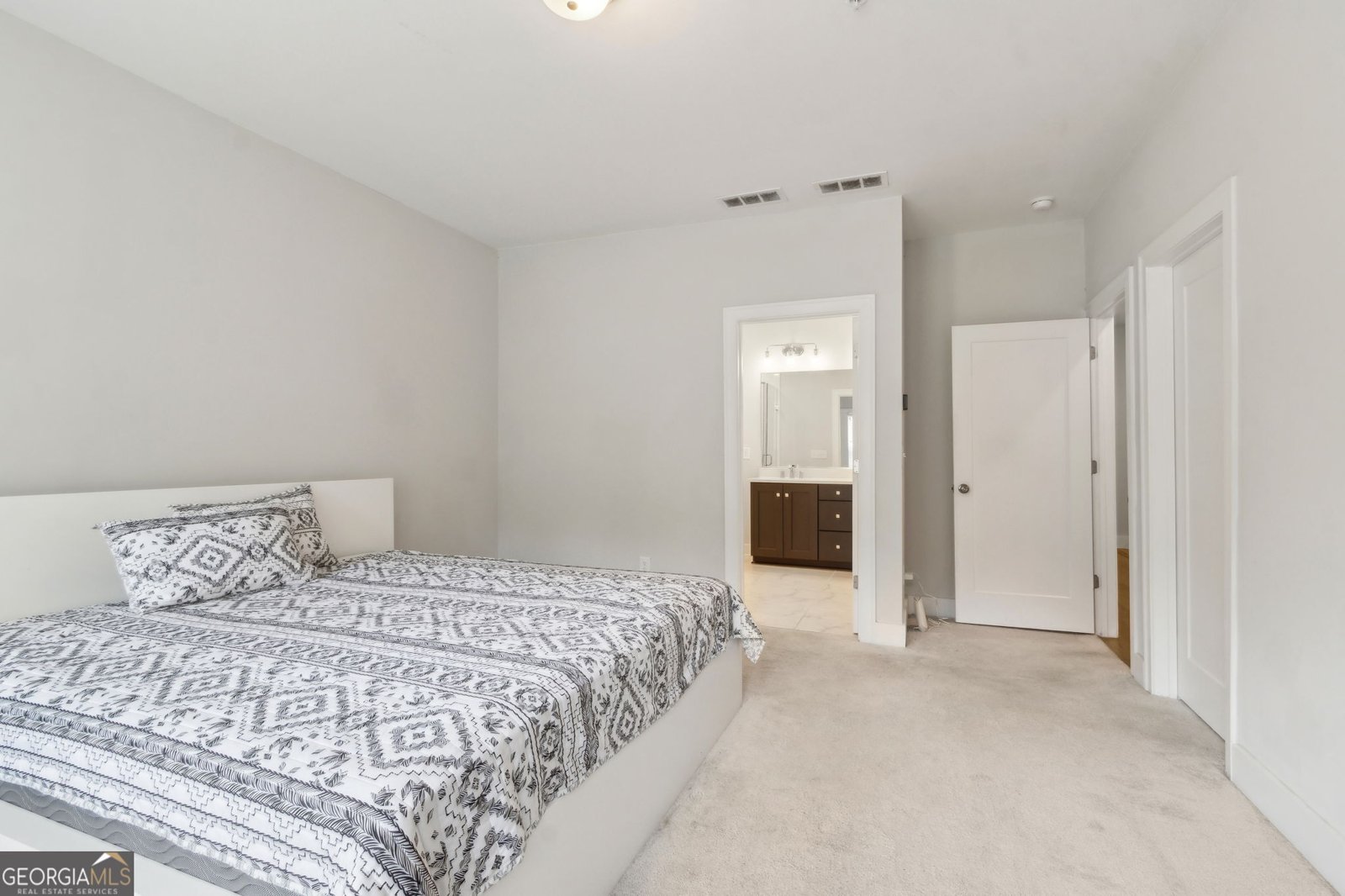 2734 Bell Drive Smyrna - 29