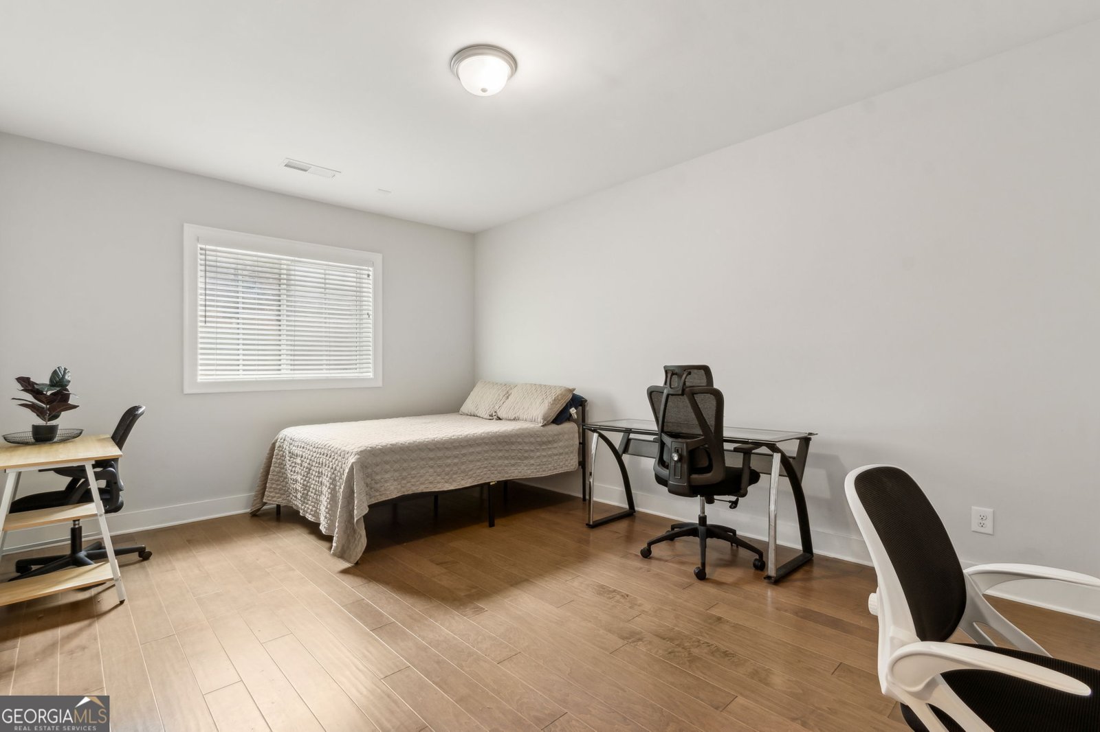 2734 Bell Drive Smyrna - 40
