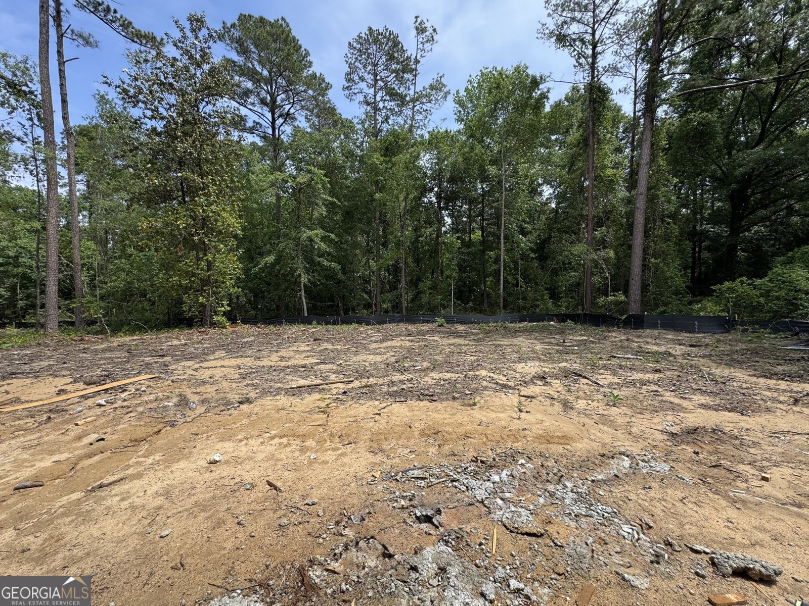 144 Country World Drive Macon - 31