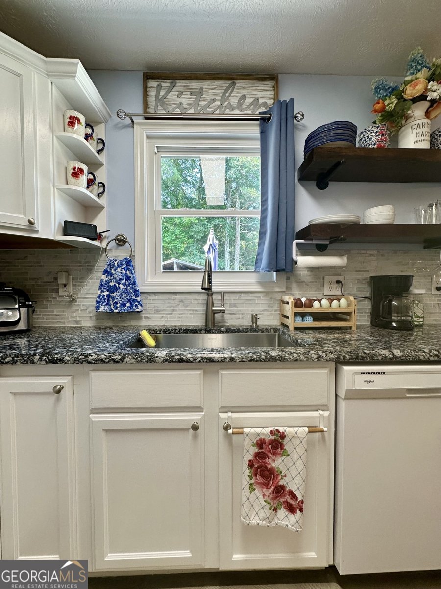 160 Springdale Court Newborn - 11
