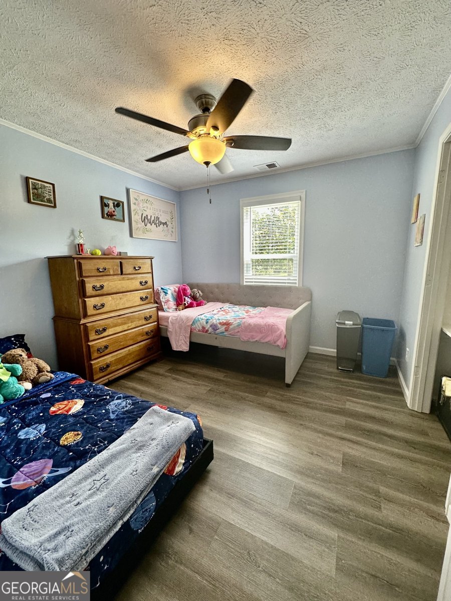 160 Springdale Court Newborn - 3