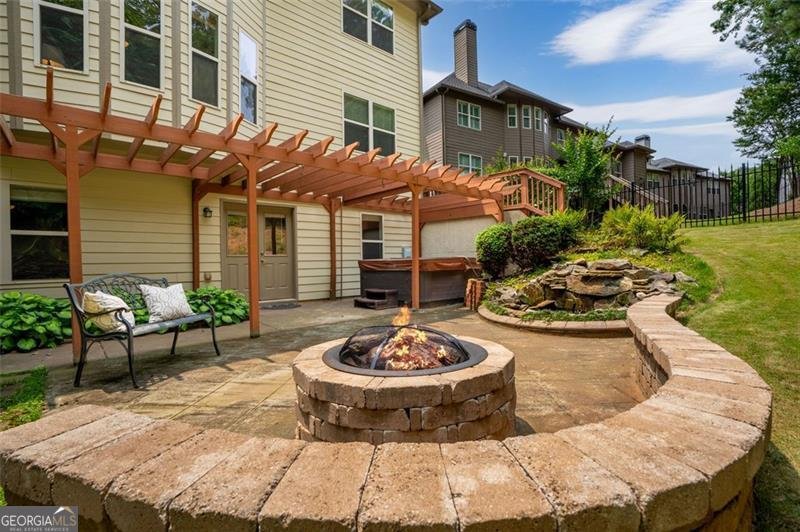 9065 YELLOW PINE Court Gainesville - 77