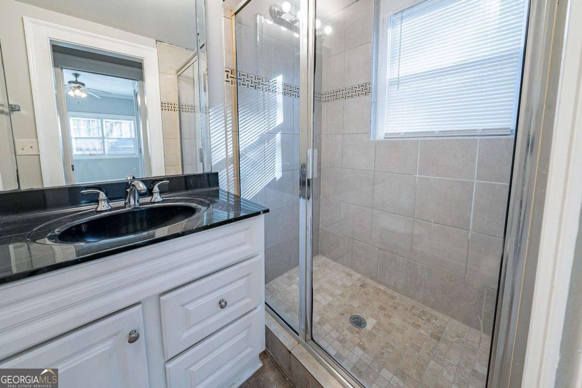 1453 Graham Street Atlanta - 11