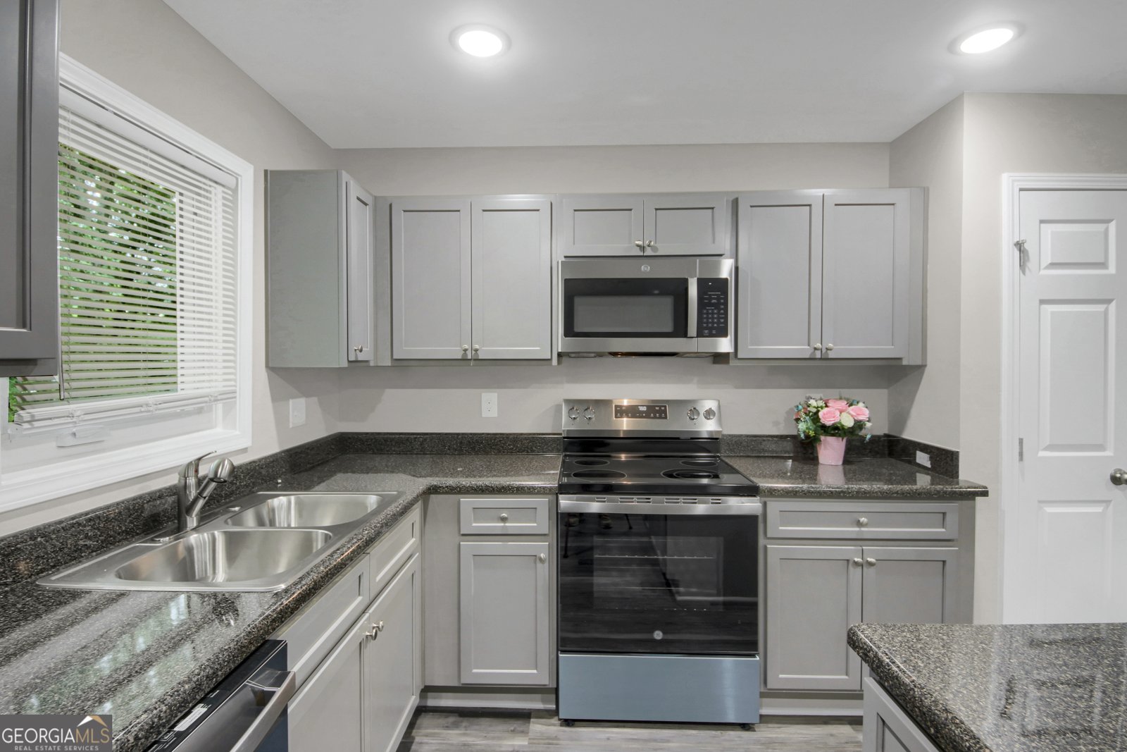 3975 Northstrand Drive Decatur - 40