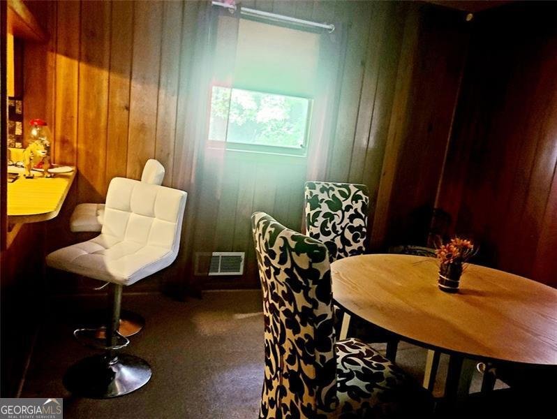 1723 FORT VALLEY Drive Atlanta - 12