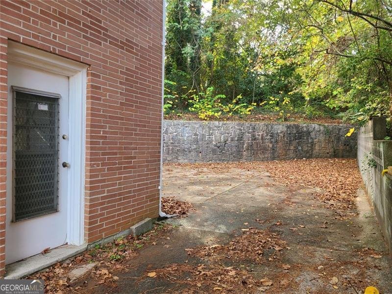 1723 FORT VALLEY Drive Atlanta - 18