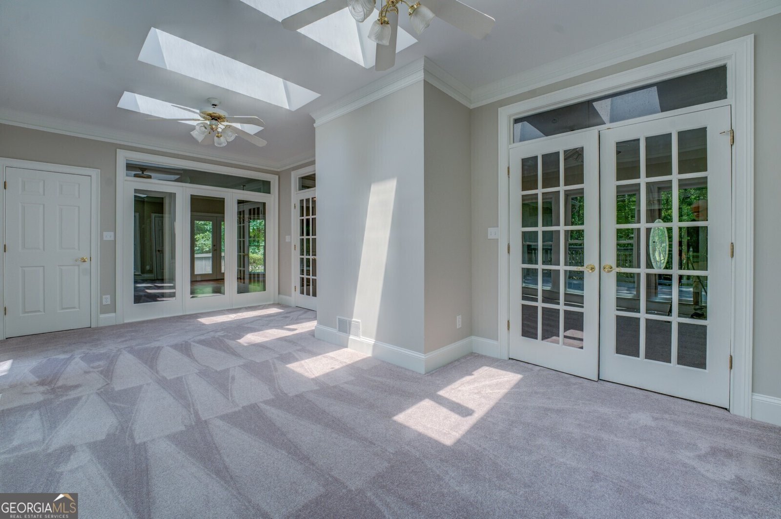 13935 Brown Bridge Road Covington - 29