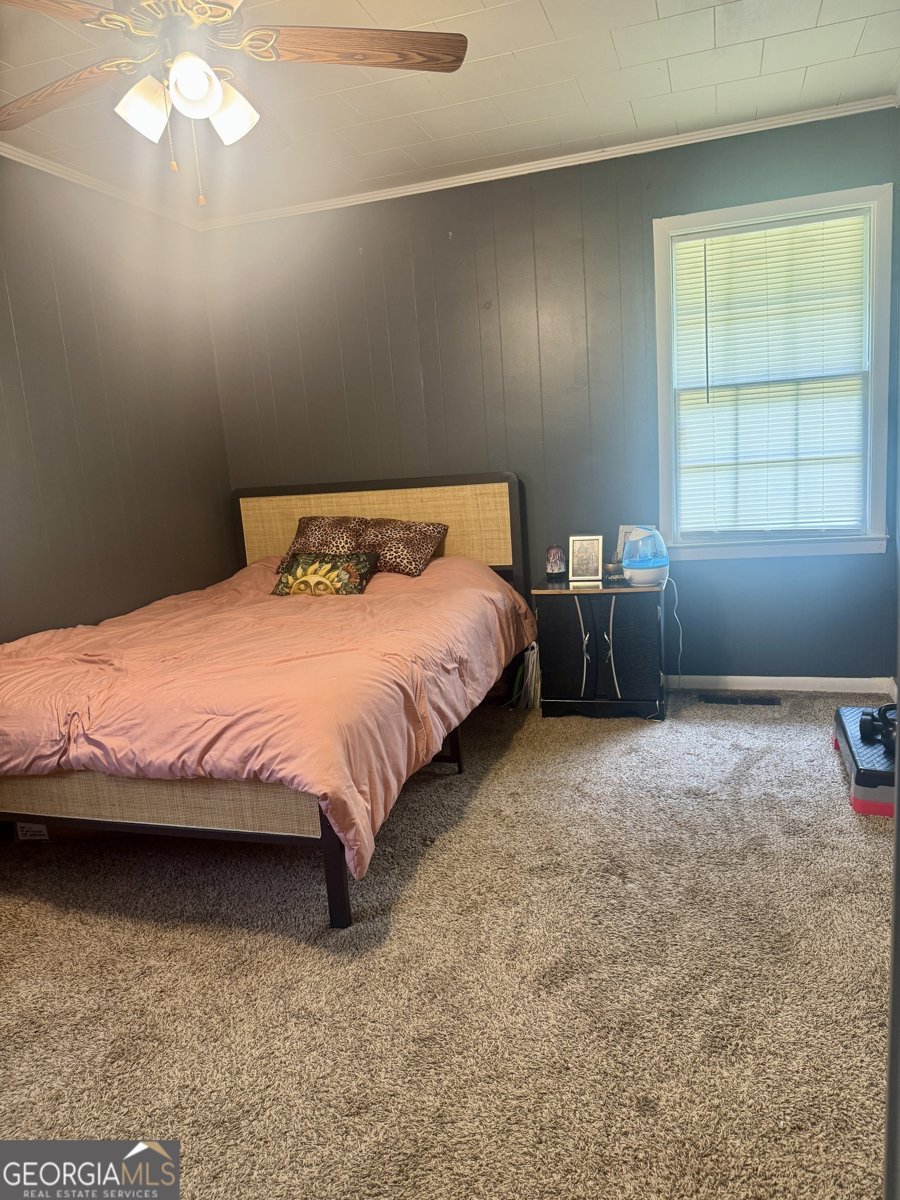 5534 Russell Avenue Eastman - 12