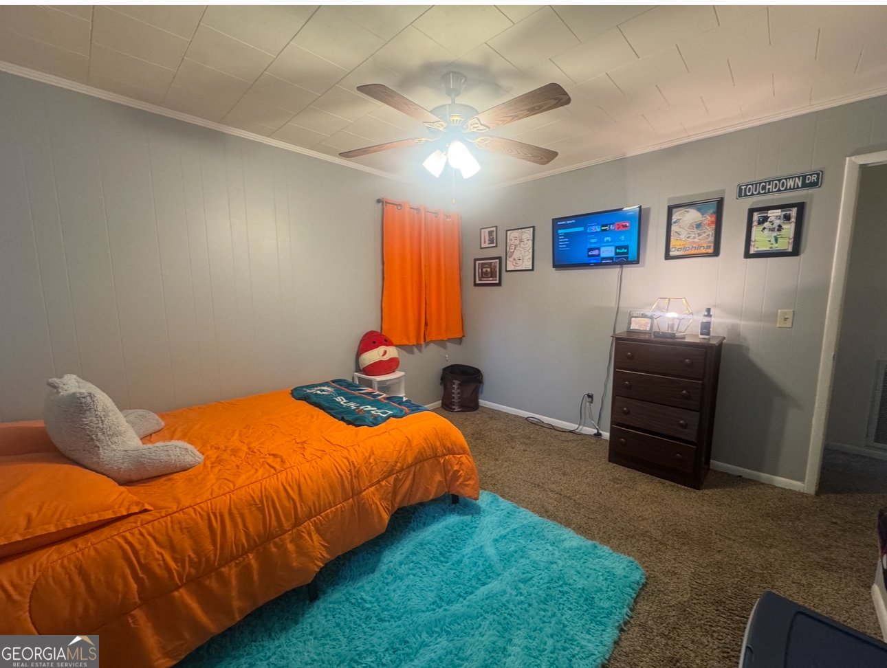 5534 Russell Avenue Eastman - 17