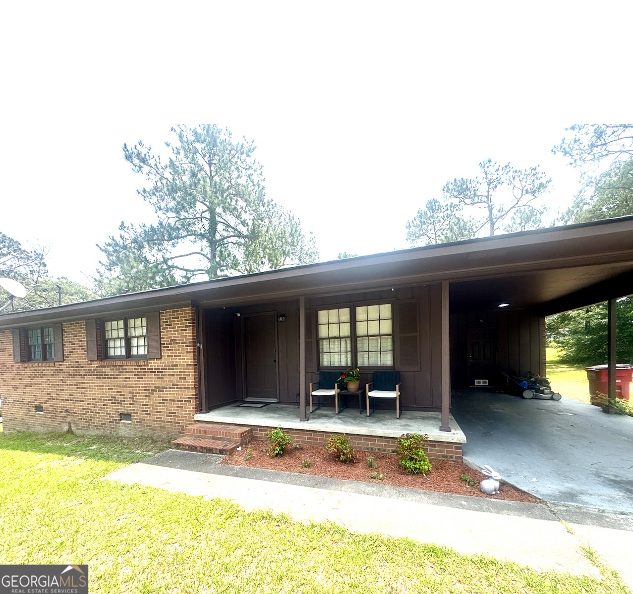 5534 Russell Avenue Eastman - 2