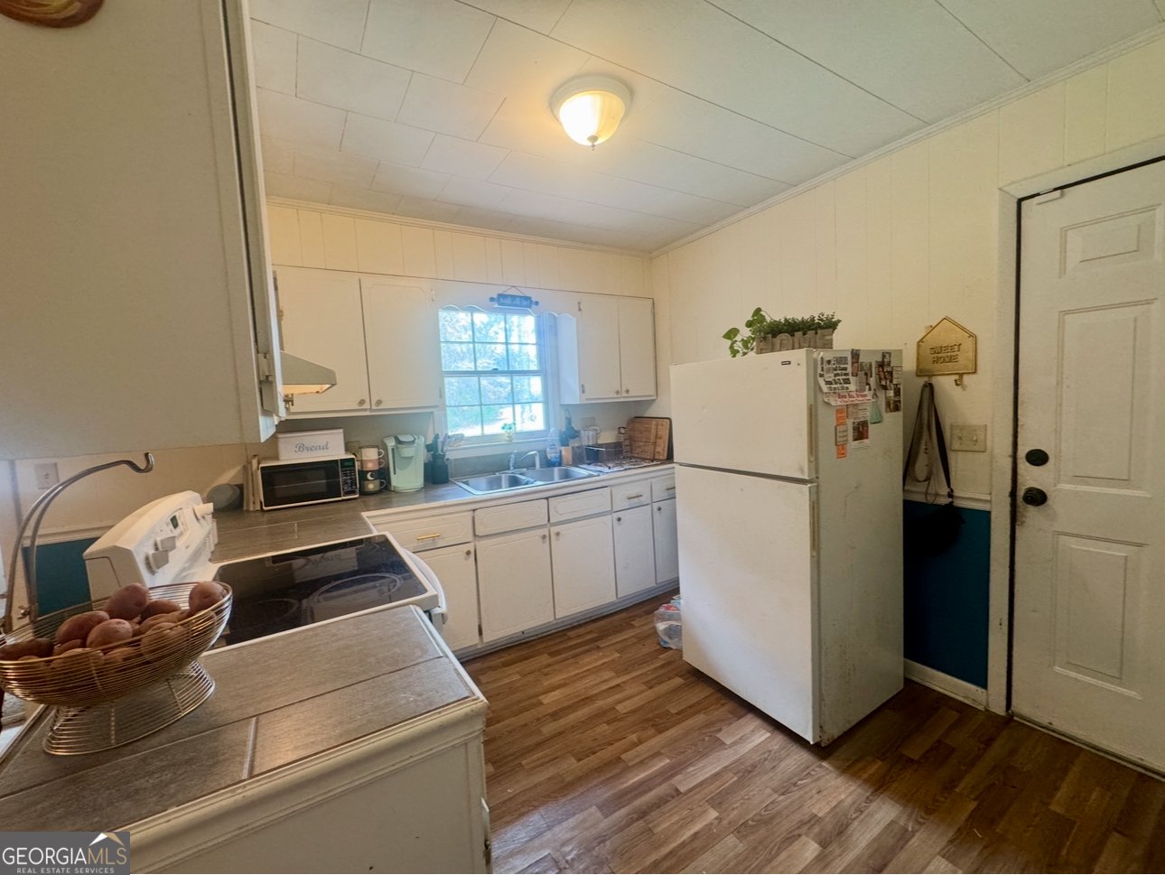 5534 Russell Avenue Eastman - 6