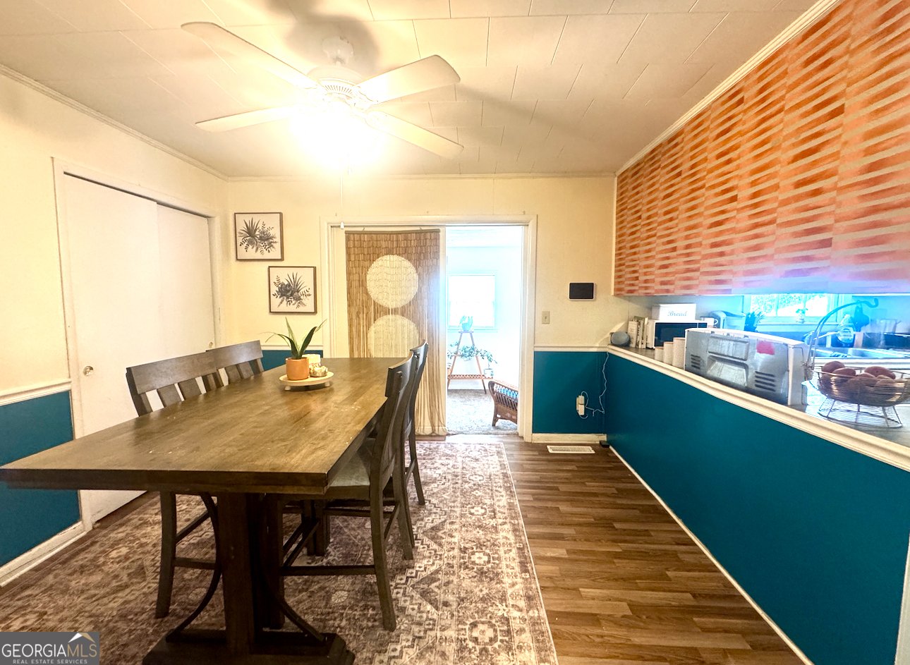 5534 Russell Avenue Eastman - 8