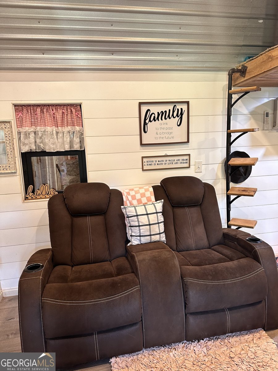 6160 Campbellton Redwine Road Chattahoochee Hills - 6