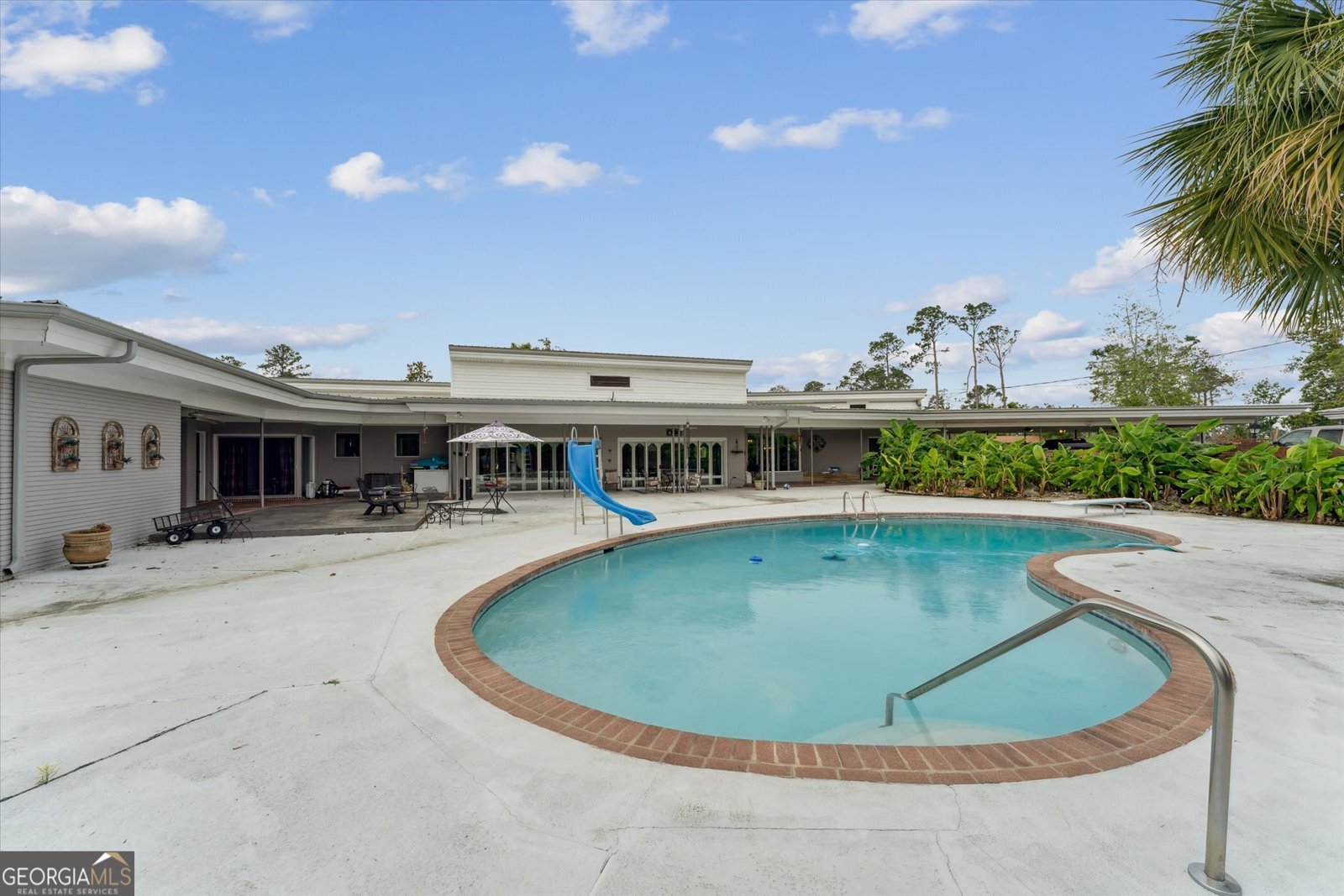 142 Tallahassee Street Hazlehurst - 28