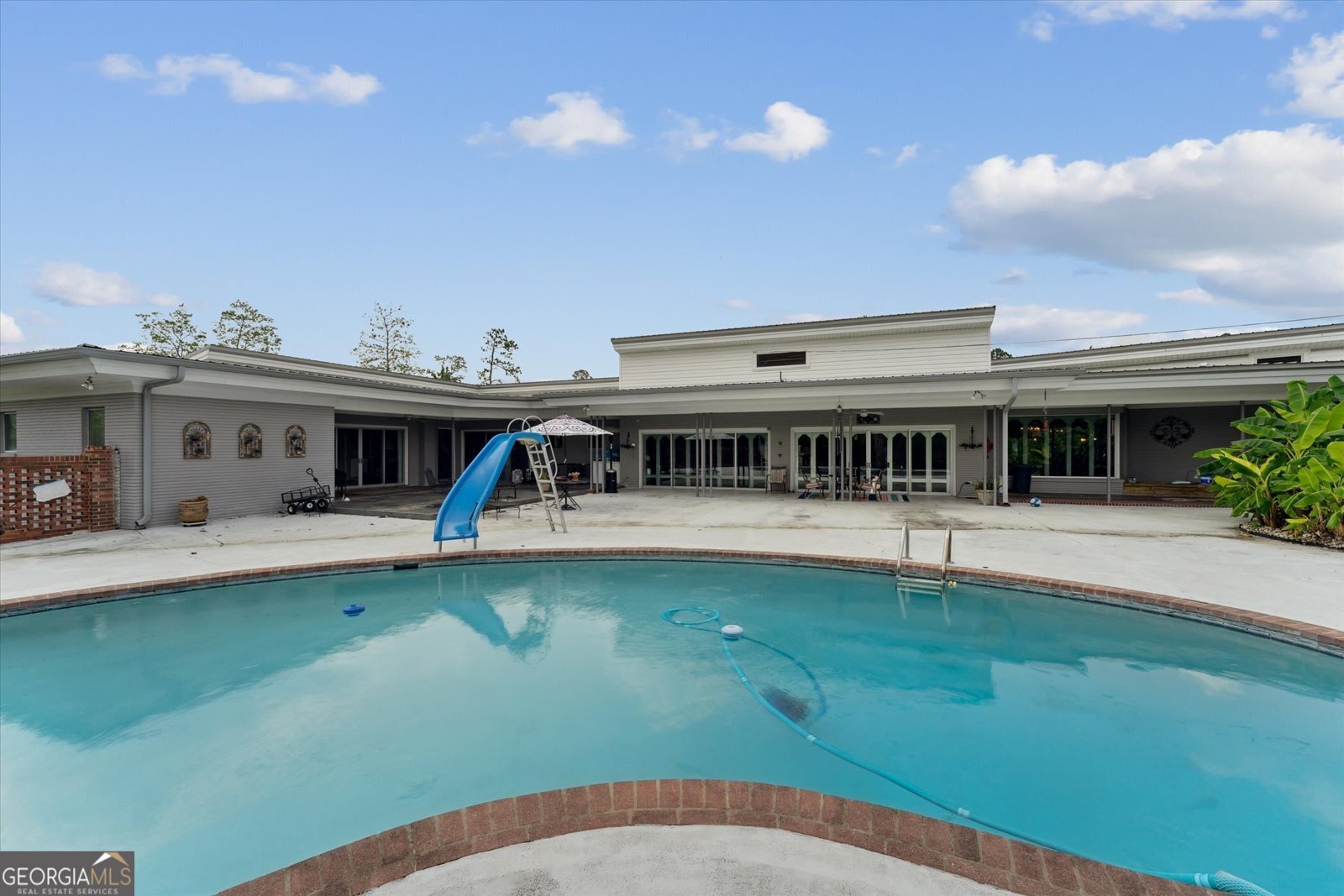 142 Tallahassee Street Hazlehurst - 29