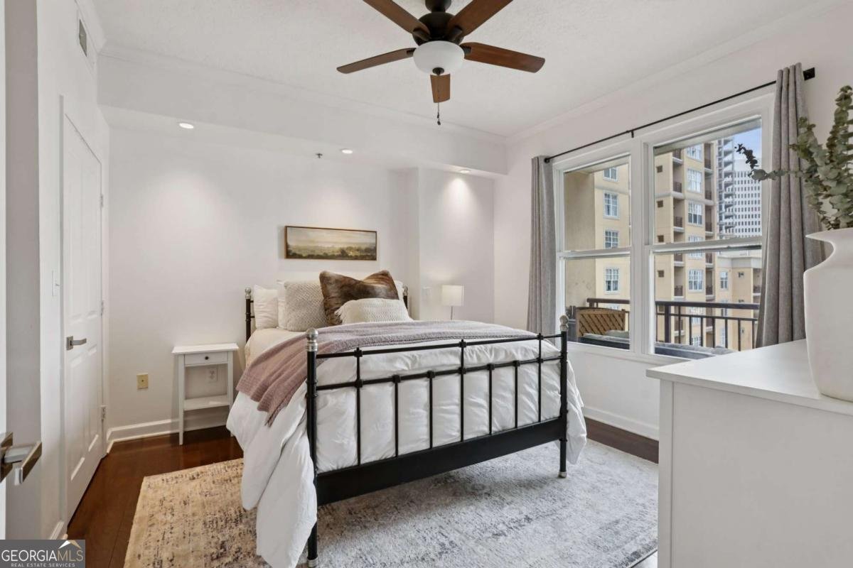 1101 Juniper Street Atlanta - 11