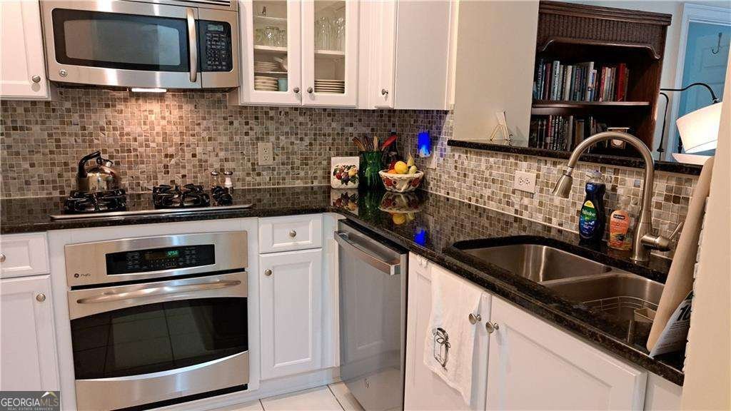 3275 Lenox Road Atlanta - 17