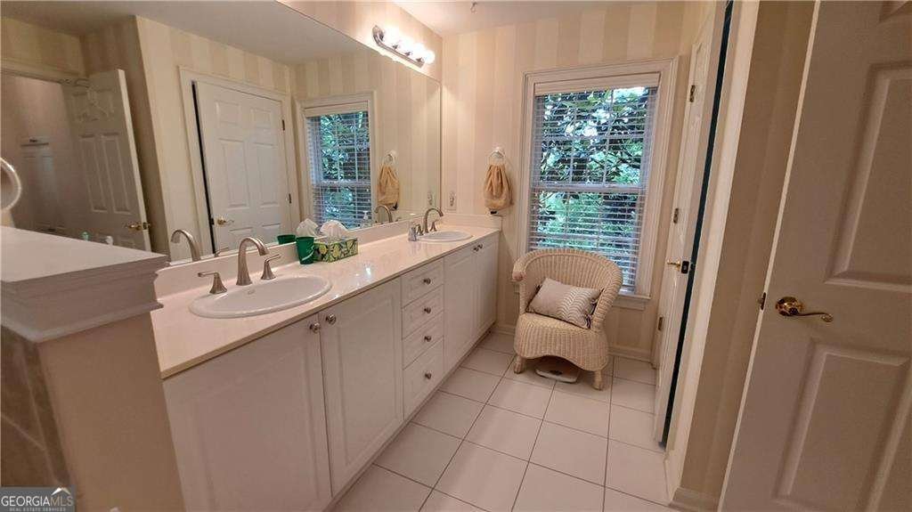 3275 Lenox Road Atlanta - 25