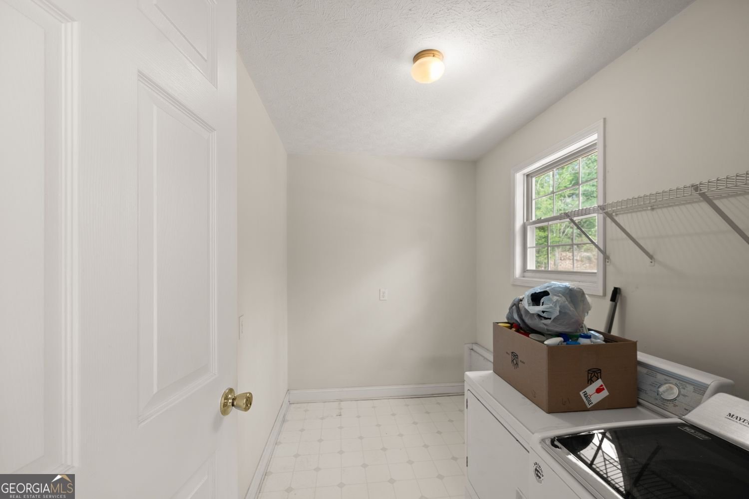 61 Leafview Drive Cleveland - 33