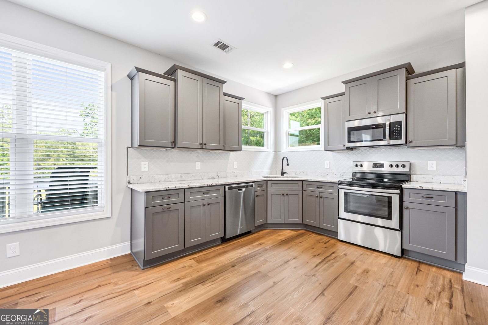 36 River Rapids Drive Forsyth - 14